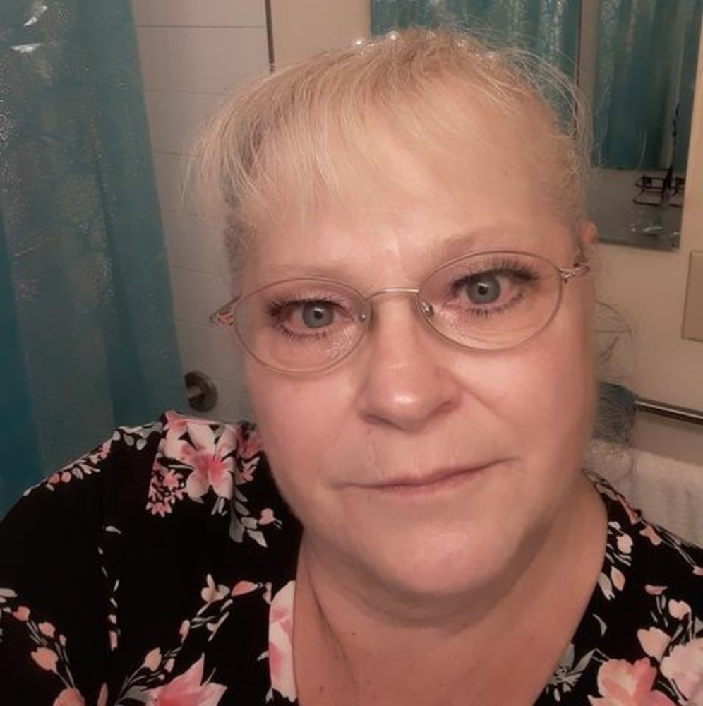 Meet your Posher, Carol